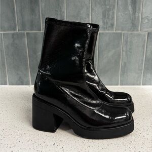 Black Heeled Boots with Chunky Block Heel